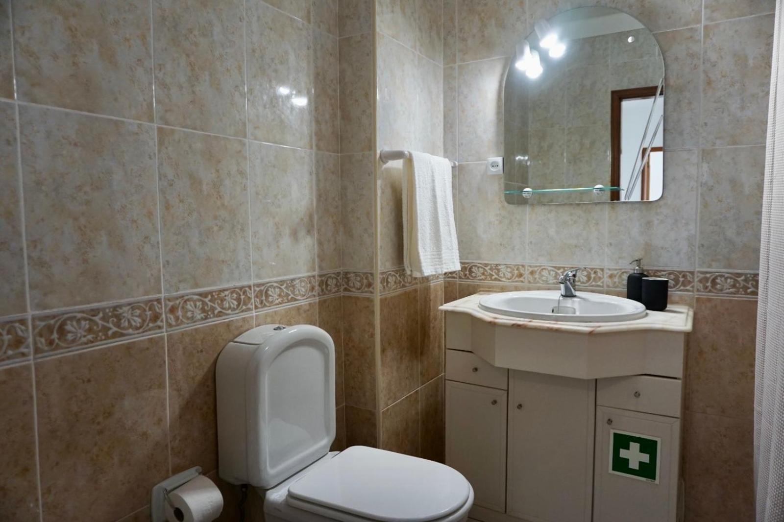 Cozy Alvor Retreat - Sunset Balcony, Wi-Fi & Ac Apartment Exterior foto