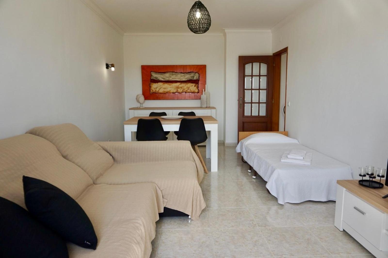 Cozy Alvor Retreat - Sunset Balcony, Wi-Fi & Ac Apartment Exterior foto