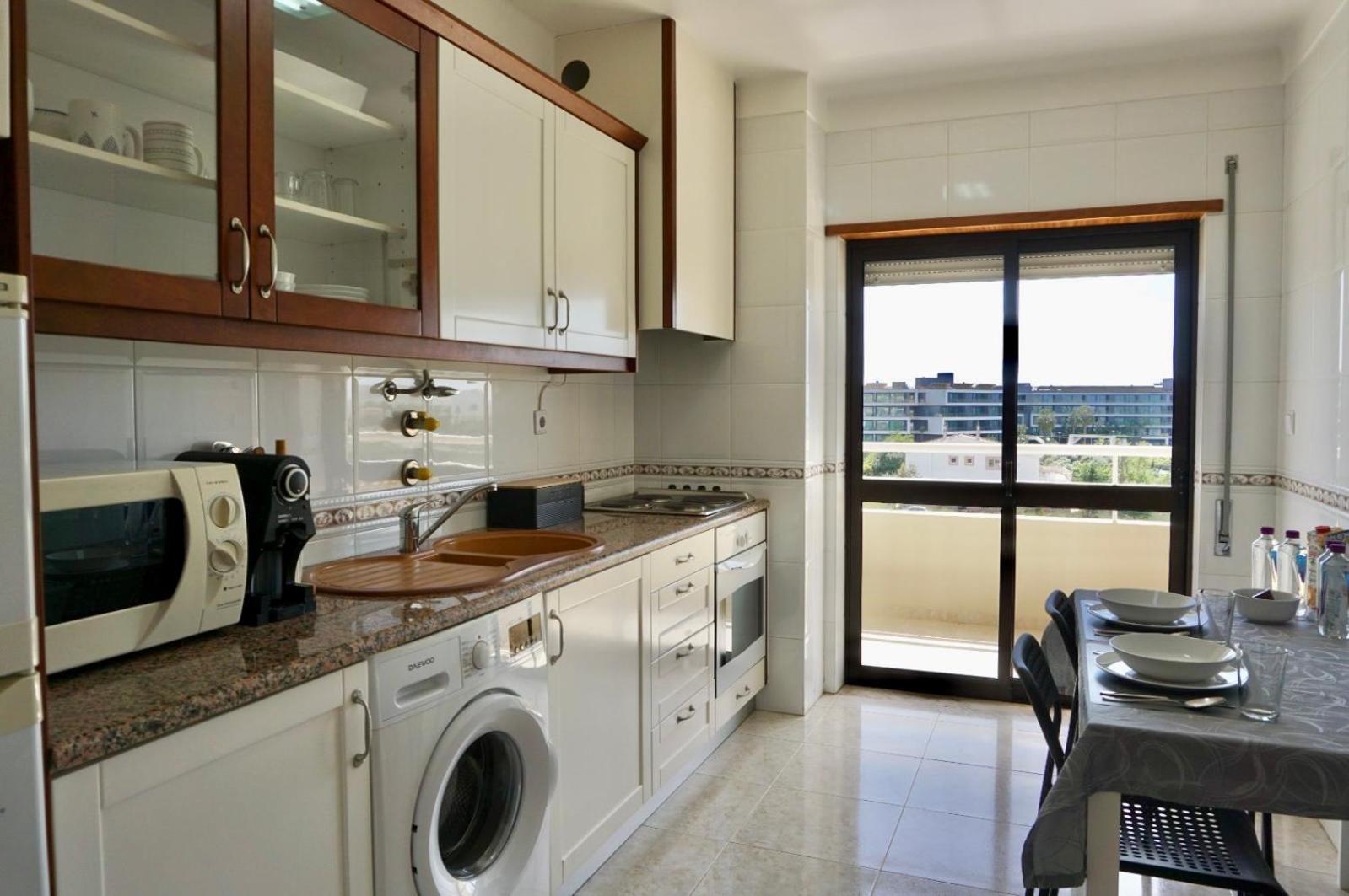 Cozy Alvor Retreat - Sunset Balcony, Wi-Fi & Ac Apartment Exterior foto
