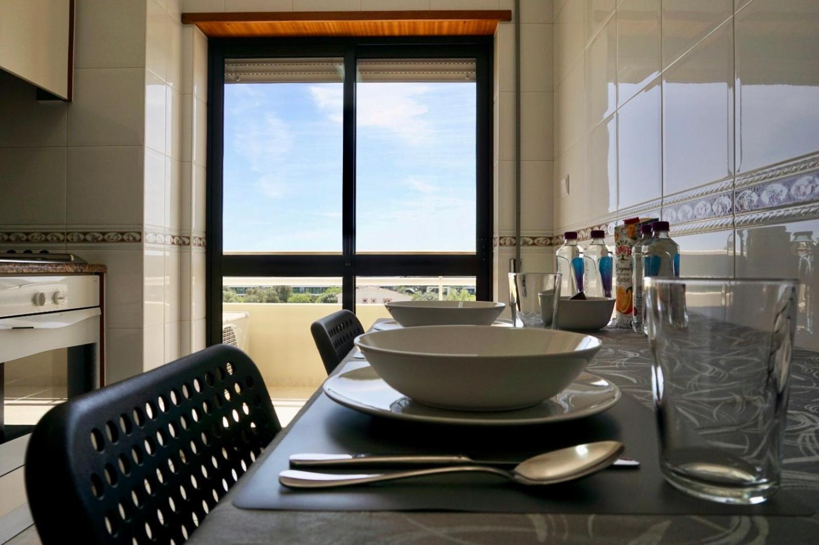 Cozy Alvor Retreat - Sunset Balcony, Wi-Fi & Ac Apartment Exterior foto